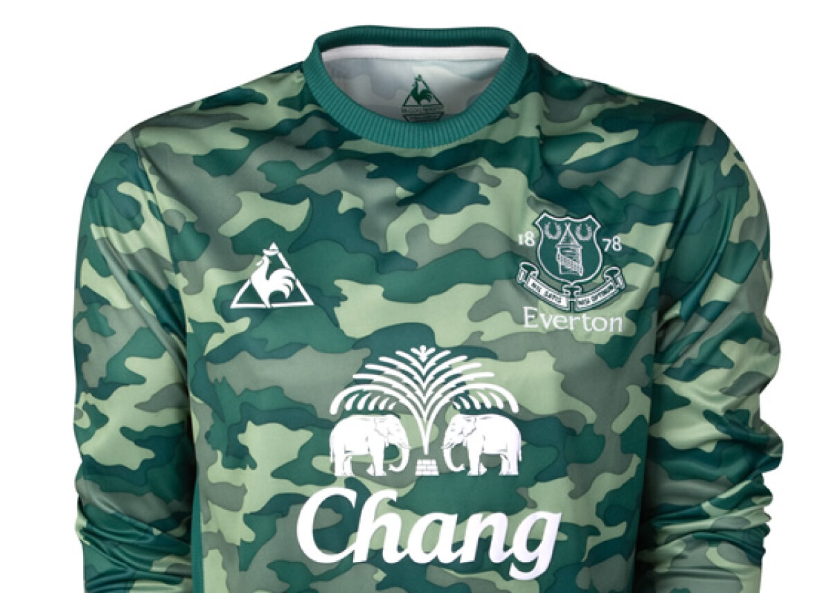 GALERIE FOTO » Everton va avea tricouri de camuflaj sezonul viitor :D