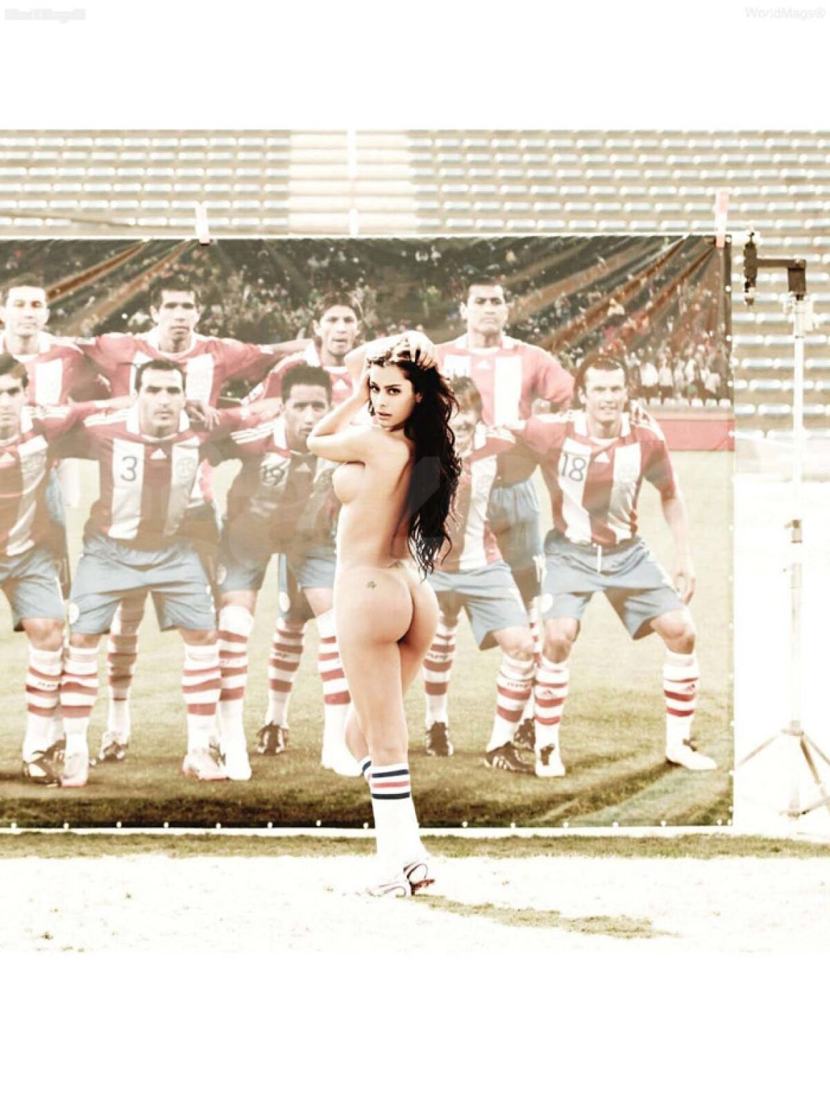 Larissa nu se dezbracă doar în Playboy, o face şi dacă Paraguay cîştigă Copa America!