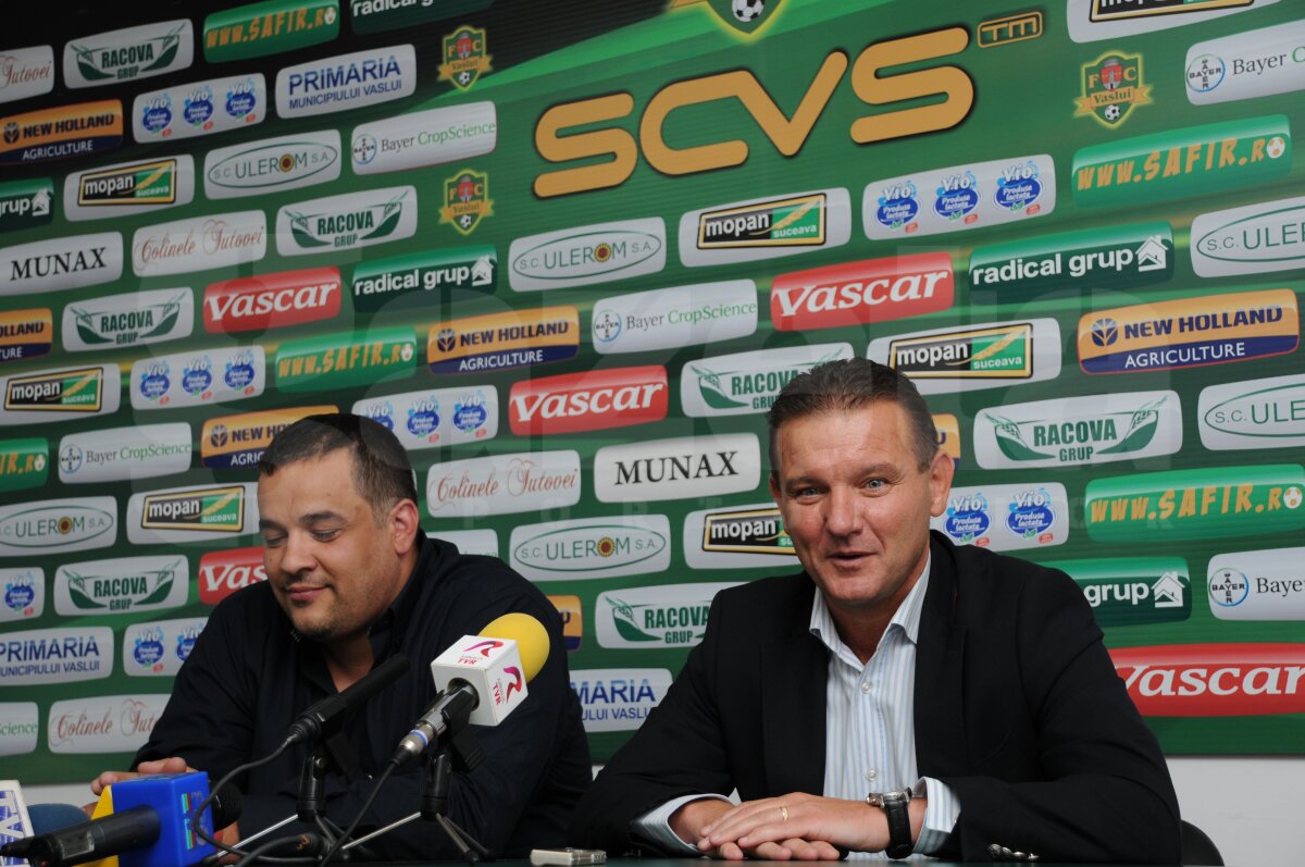 FOTO » Zotta a fost prezentat oficial la FC Vaslui: "Am experienţă cu patronii exigenţi"