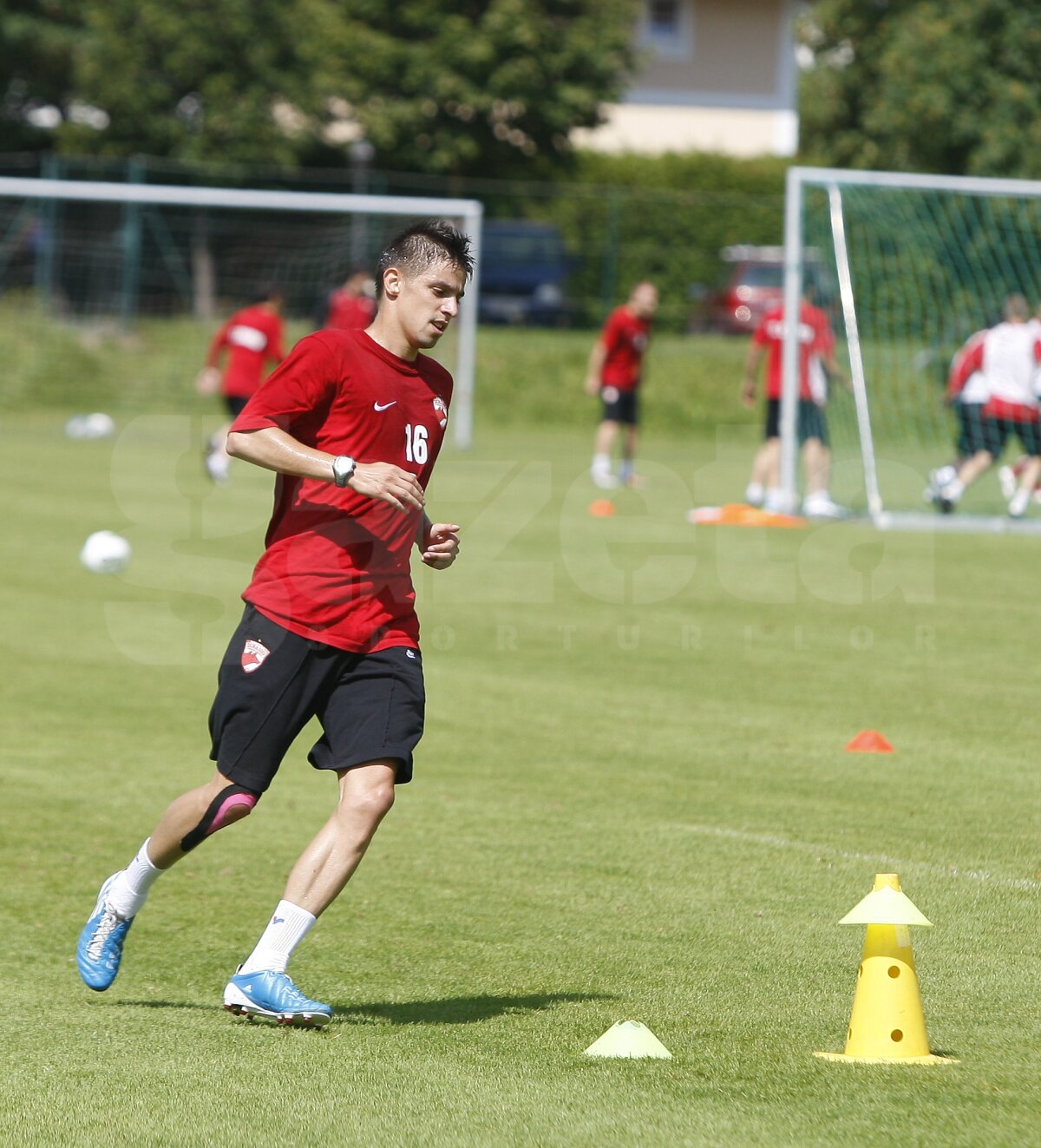 Dinamo-EAU nu se mai televizează, dar vei găsi toate informaţiile pe GSP.ro! "Cîinii", încă un meci programat