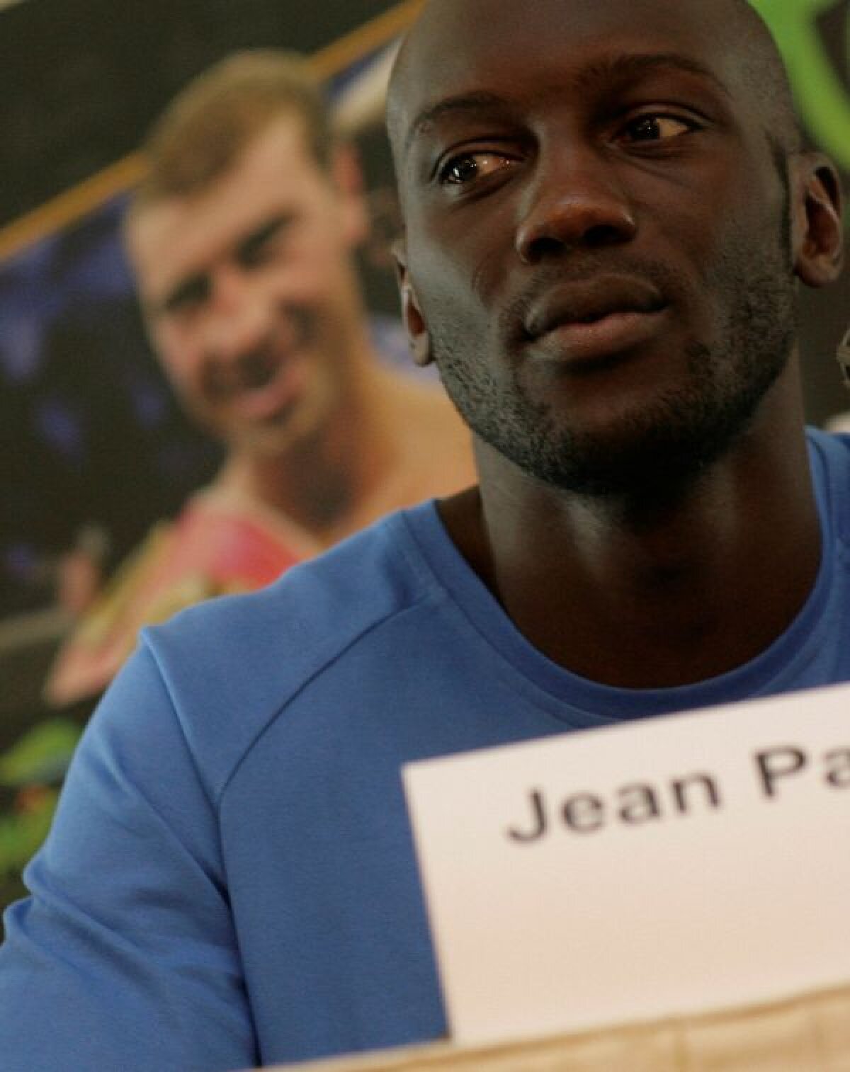FOTO Lucian Bute şi Jean Paul Mendy s-au întîlnit. Mendy: "Devin agresiv atunci cînd mă simt încolţit"