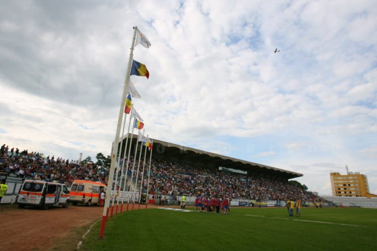 FOTO » Record de asistenţă la Sibiu! Peste 13.500 de fani în tribune