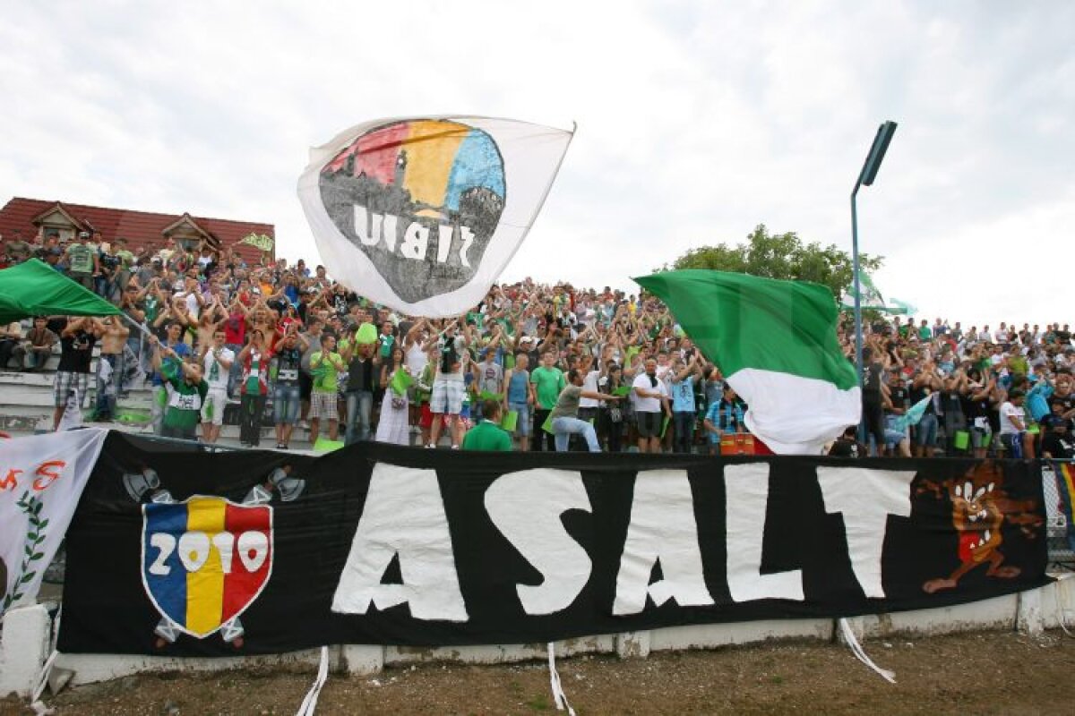 FOTO » Record de asistenţă la Sibiu! Peste 13.500 de fani în tribune