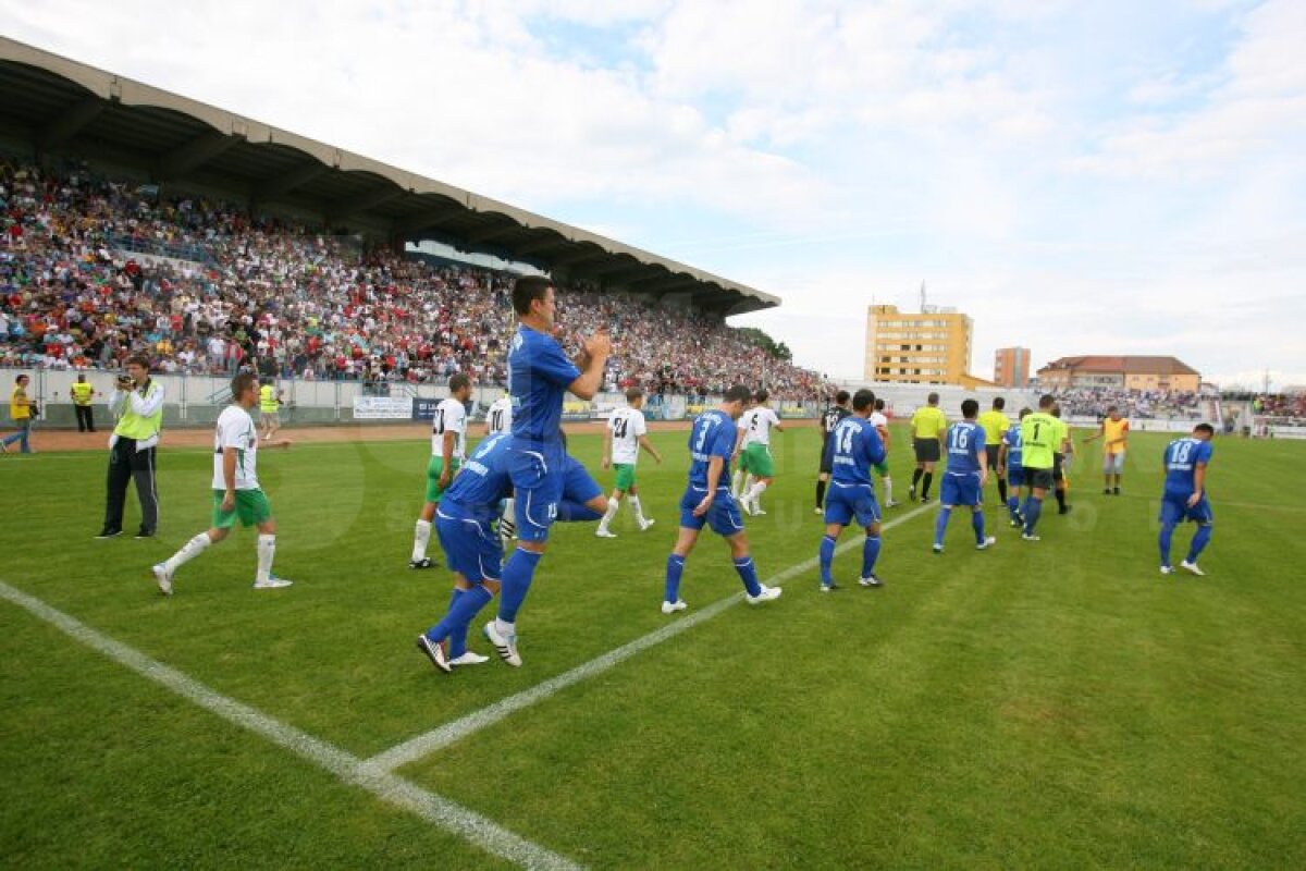 FOTO » Record de asistenţă la Sibiu! Peste 13.500 de fani în tribune