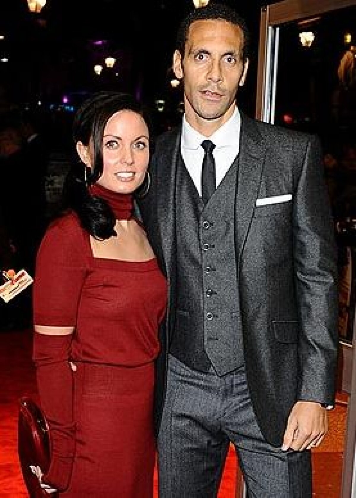 GALERIE FOTO » Daily Mirror se răzbună: a publicat o listă cu toate aventurile lui Rio Ferdinand!