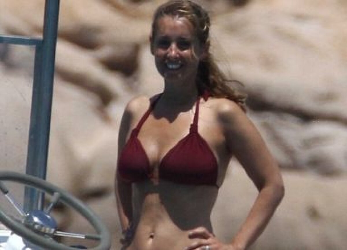 GALERIE FOTO » Soţia lui Jamie Redknapp arată perfect la 36 de ani!