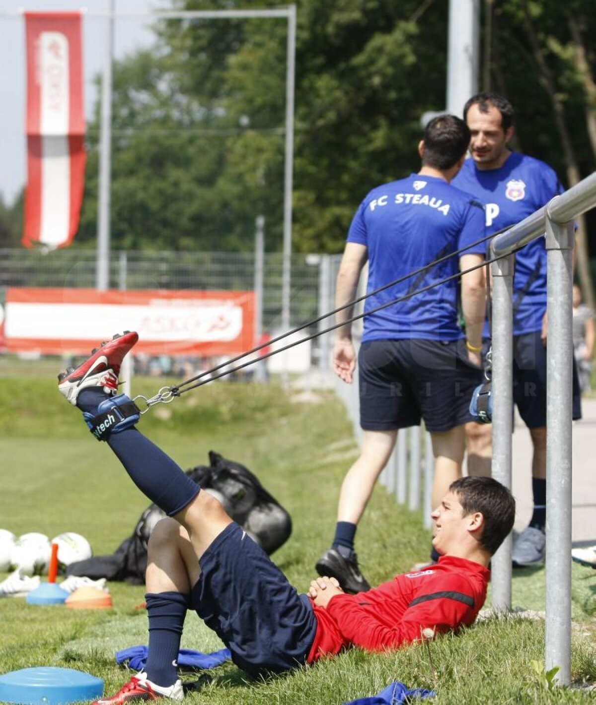 VIDEO Răsuflă uşuraţi: steliştii l-ar putea avea apt pe Ciprian Tătăruşanu în Supercupa cu Oţelul