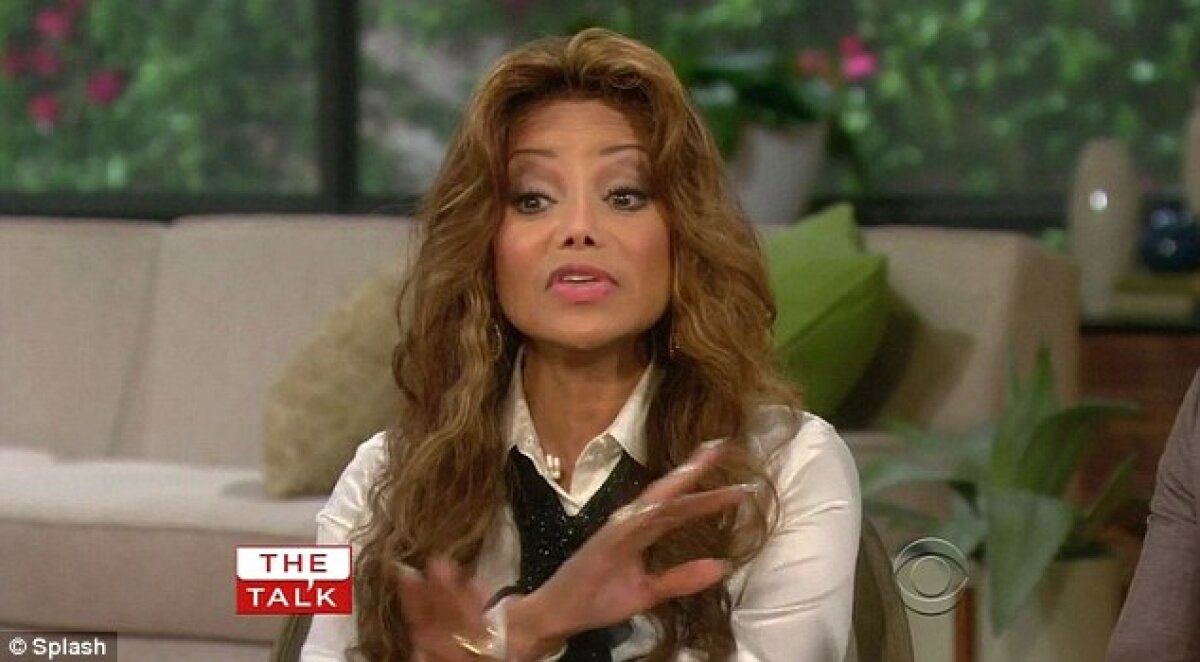 FOTO Şocant! Sora lui Michael Jackson, forţată chiar de soţul ei să facă sex cu Mike Tyson pentru 100.000 de dolari