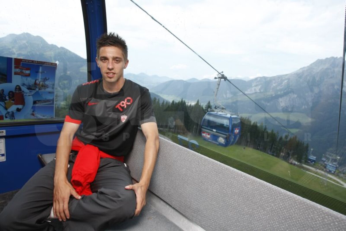 GALERIE FOTO » Dinamoviştii s-au relaxat la înălţime!