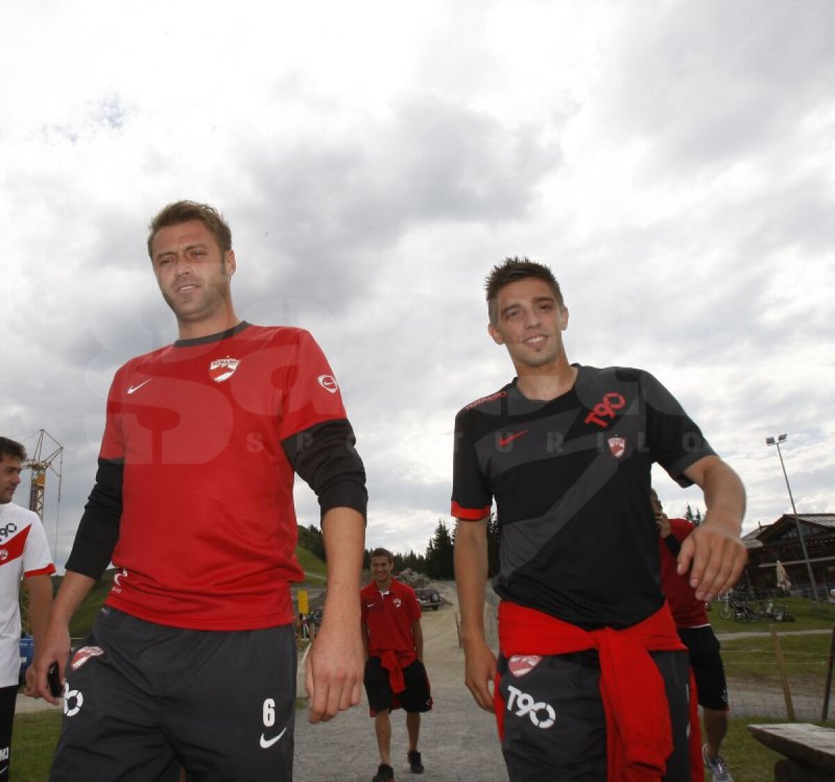 GALERIE FOTO » Dinamoviştii s-au relaxat la înălţime!