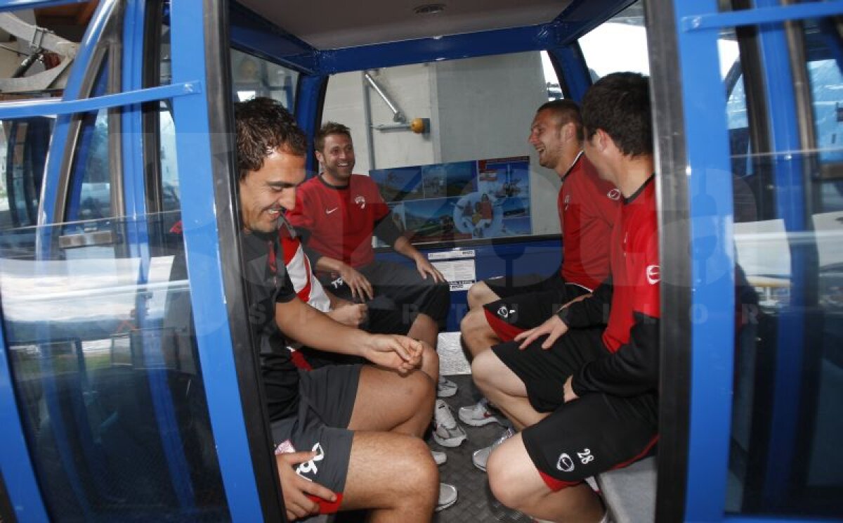 GALERIE FOTO » Dinamoviştii s-au relaxat la înălţime!