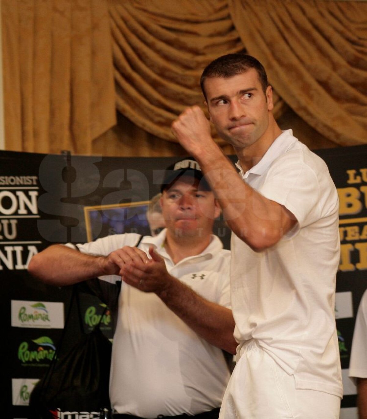 Bute şi Mendy au trecut de cîntarul oficial. Românul a avut cu 54 de grame sub limita categoriei