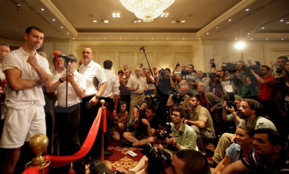 Bute şi Mendy au trecut de cîntarul oficial. Românul a avut cu 54 de grame sub limita categoriei