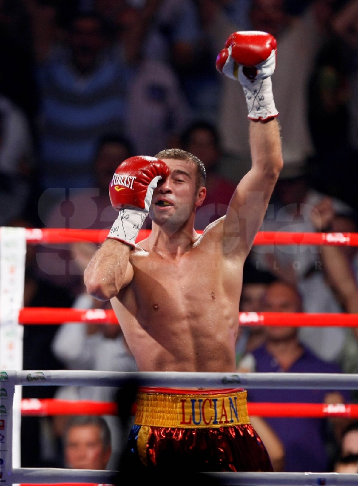 Bute îi va dărui mănuşile cu care a boxat cu Mendy primul său antrenor, Felix Păun