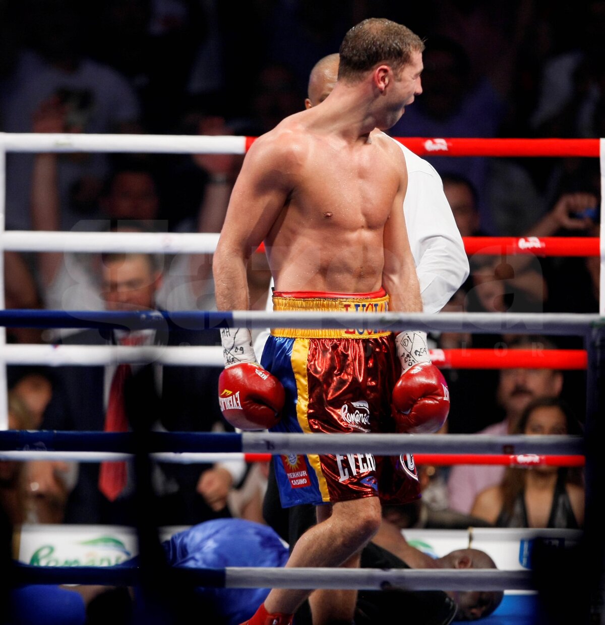 Mendy a rezistat numai 4 runde în faţa lui Bute: "Lovitură scurtă şi imprevizibilă!"