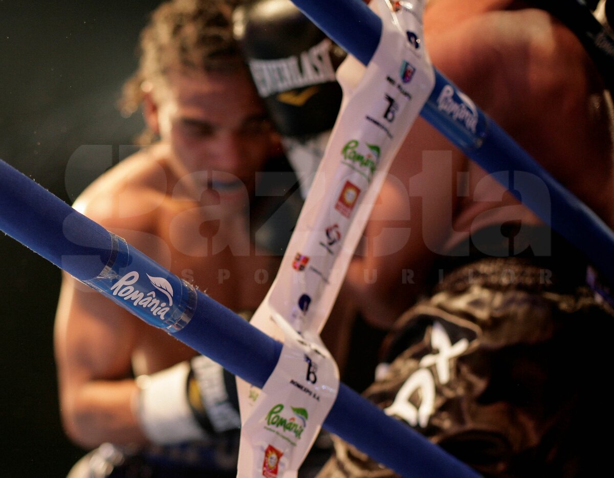 Mendy a rezistat numai 4 runde în faţa lui Bute: "Lovitură scurtă şi imprevizibilă!"