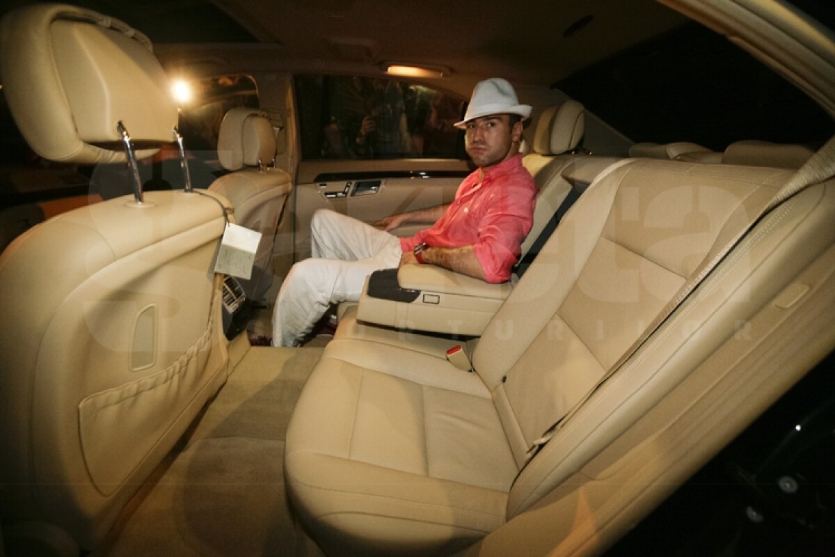 FOTO Bute a sărbătorit cu fanii în Piaţa Universităţii! La Pechea a fost sărbătoare mare!