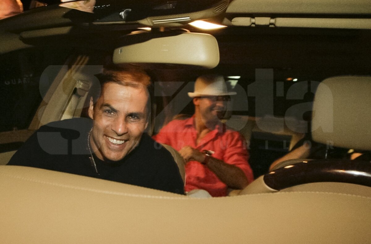 FOTO Bute a sărbătorit cu fanii în Piaţa Universităţii! La Pechea a fost sărbătoare mare!