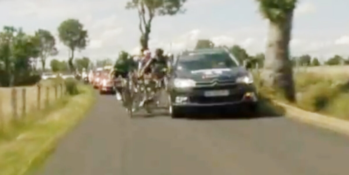 Accident şocant în Turul Franţei! » O maşină a lovit doi ciclişti
