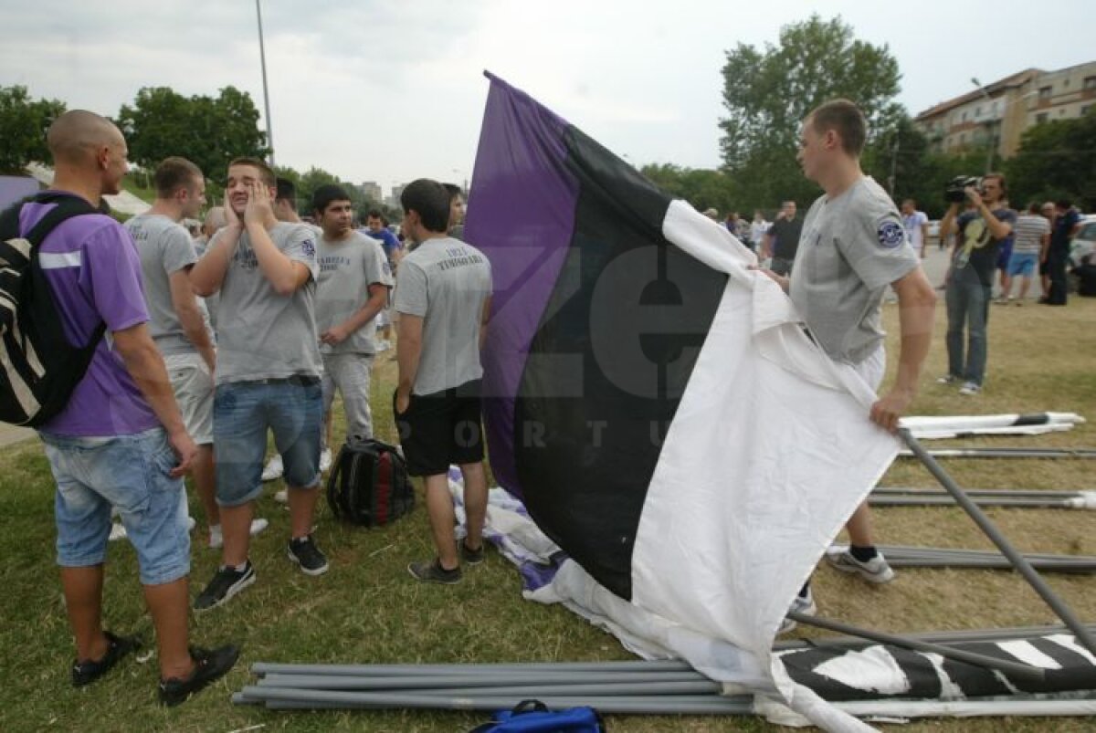 Daniel Stanciu: "Personal nu mai cred în minuni" » 3500 de fani timişoreni protestează împotriva lui Sandu