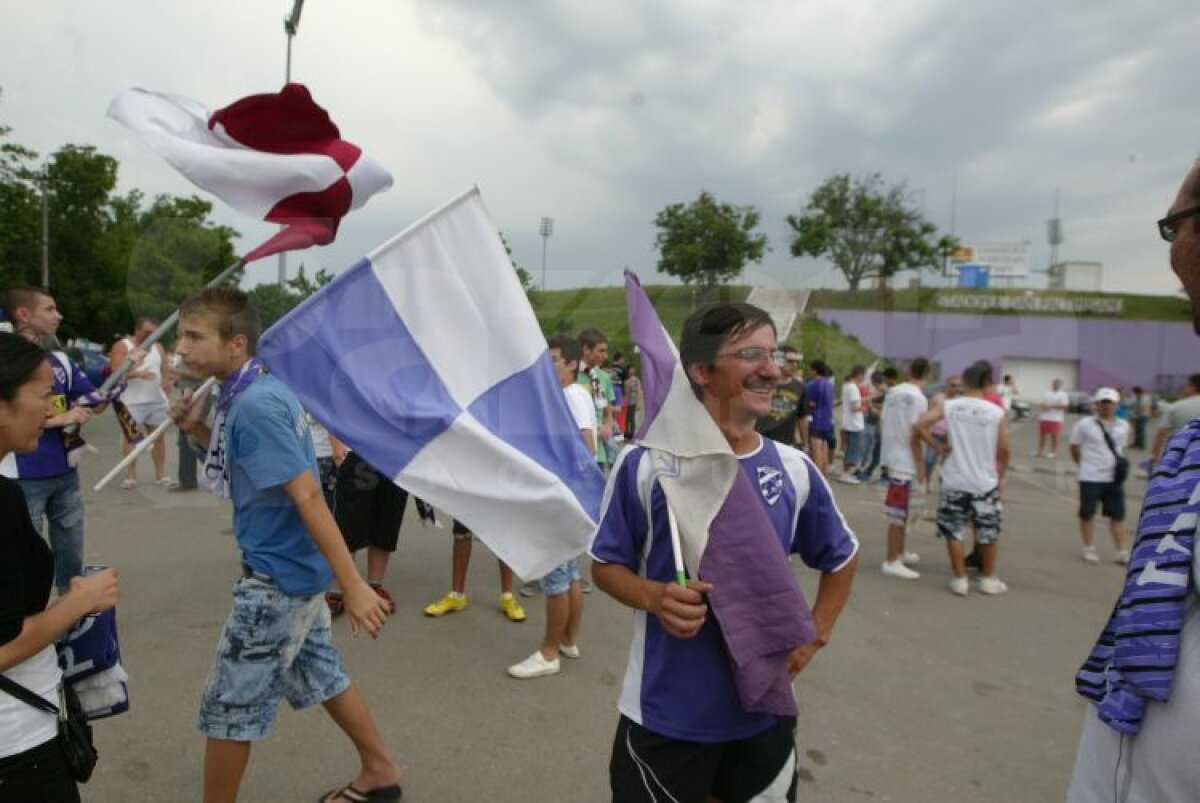 Daniel Stanciu: "Personal nu mai cred în minuni" » 3500 de fani timişoreni protestează împotriva lui Sandu