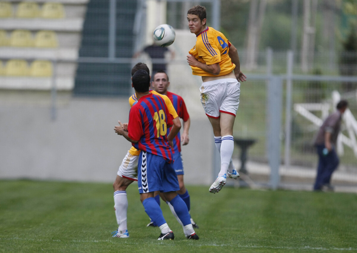 FOTO Naţionala Under-19 a pierdut cu Chindia Tîrgovişte, scor 2-3