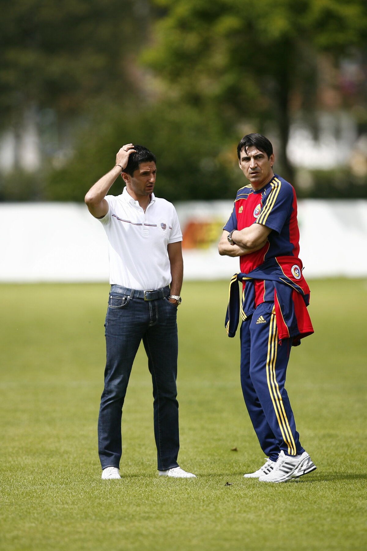 FOTO Răzvan Lucescu şi Victor Piţurcă, pentru prima oară faţă în faţă de la schimbarea selecţionerului