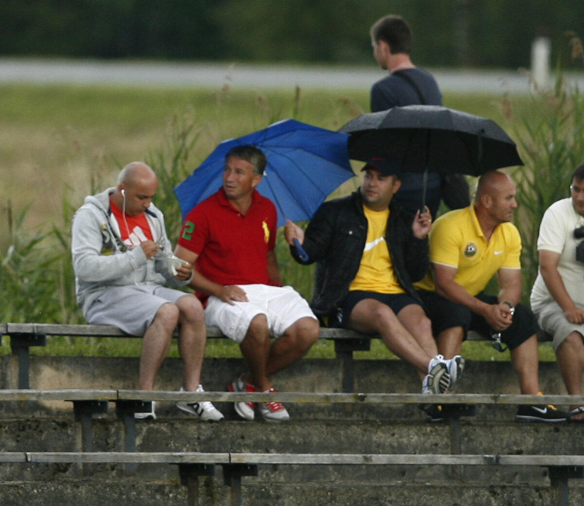 FOTO Răzvan Lucescu şi Victor Piţurcă, pentru prima oară faţă în faţă de la schimbarea selecţionerului
