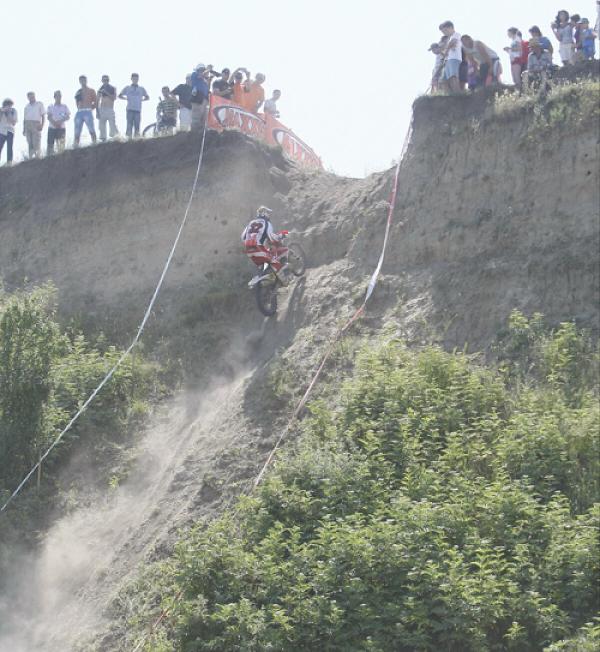 GALERIE FOTO Spectacolul motoarelor! » România a găzduit o etapă a Campionatului Mondial de enduro