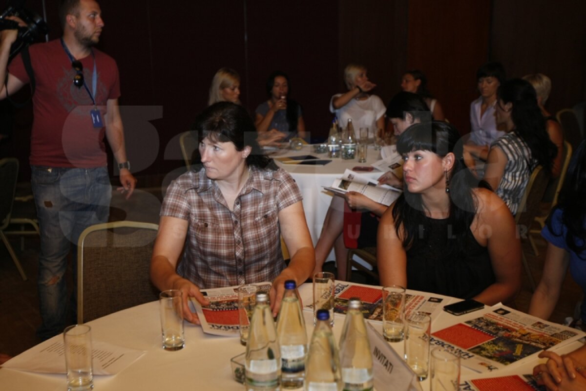 GALERIE FOTO "Naţionala" feminină de handbal, premiată pentru bronzul european cu doar 100.000 de euro