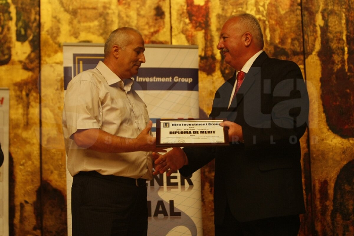 GALERIE FOTO "Naţionala" feminină de handbal, premiată pentru bronzul european cu doar 100.000 de euro