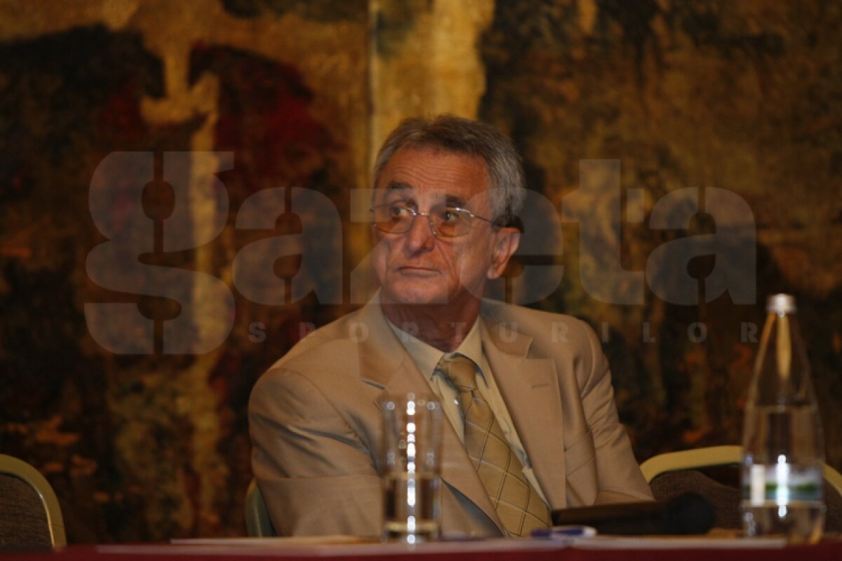 GALERIE FOTO "Naţionala" feminină de handbal, premiată pentru bronzul european cu doar 100.000 de euro