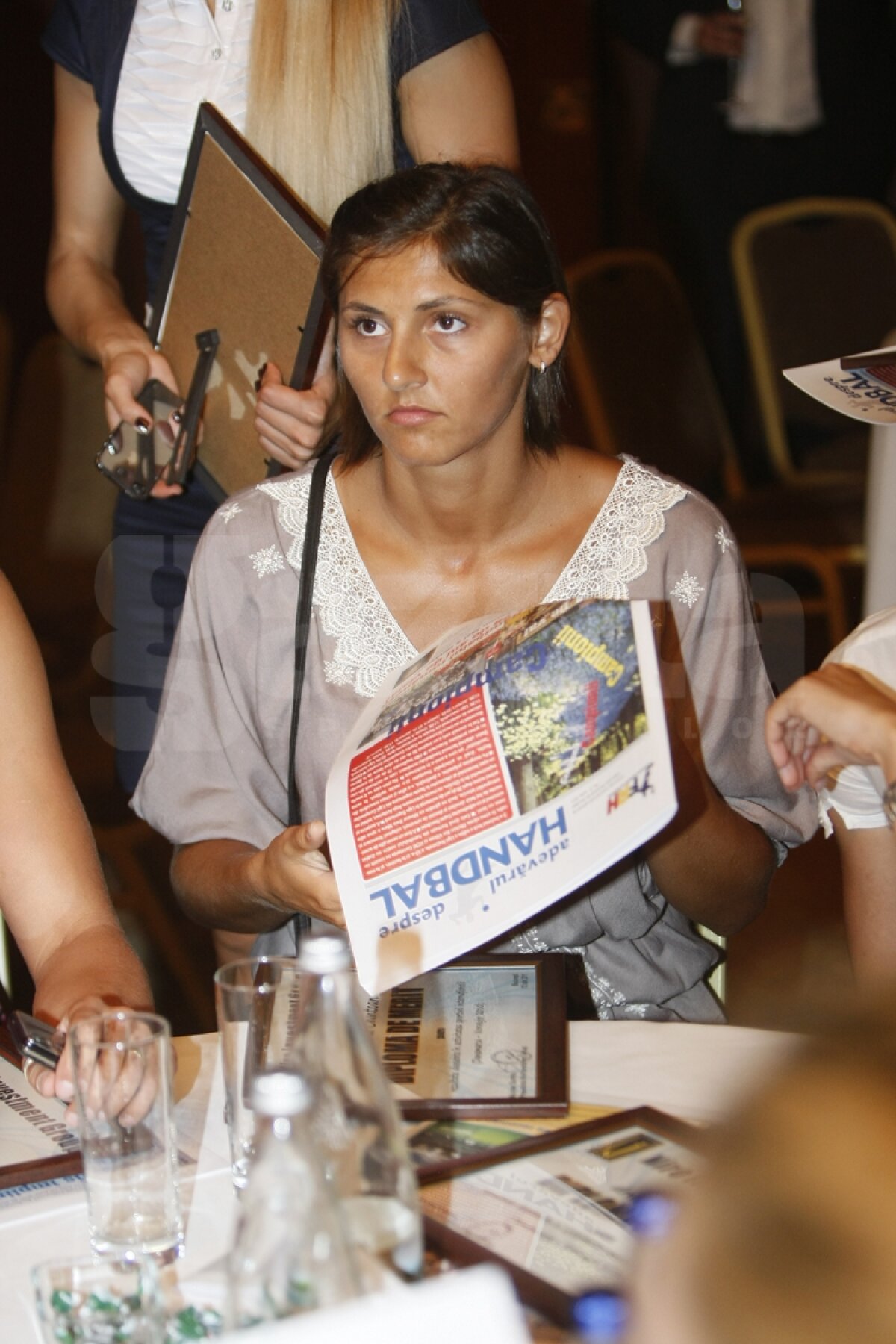 GALERIE FOTO "Naţionala" feminină de handbal, premiată pentru bronzul european cu doar 100.000 de euro