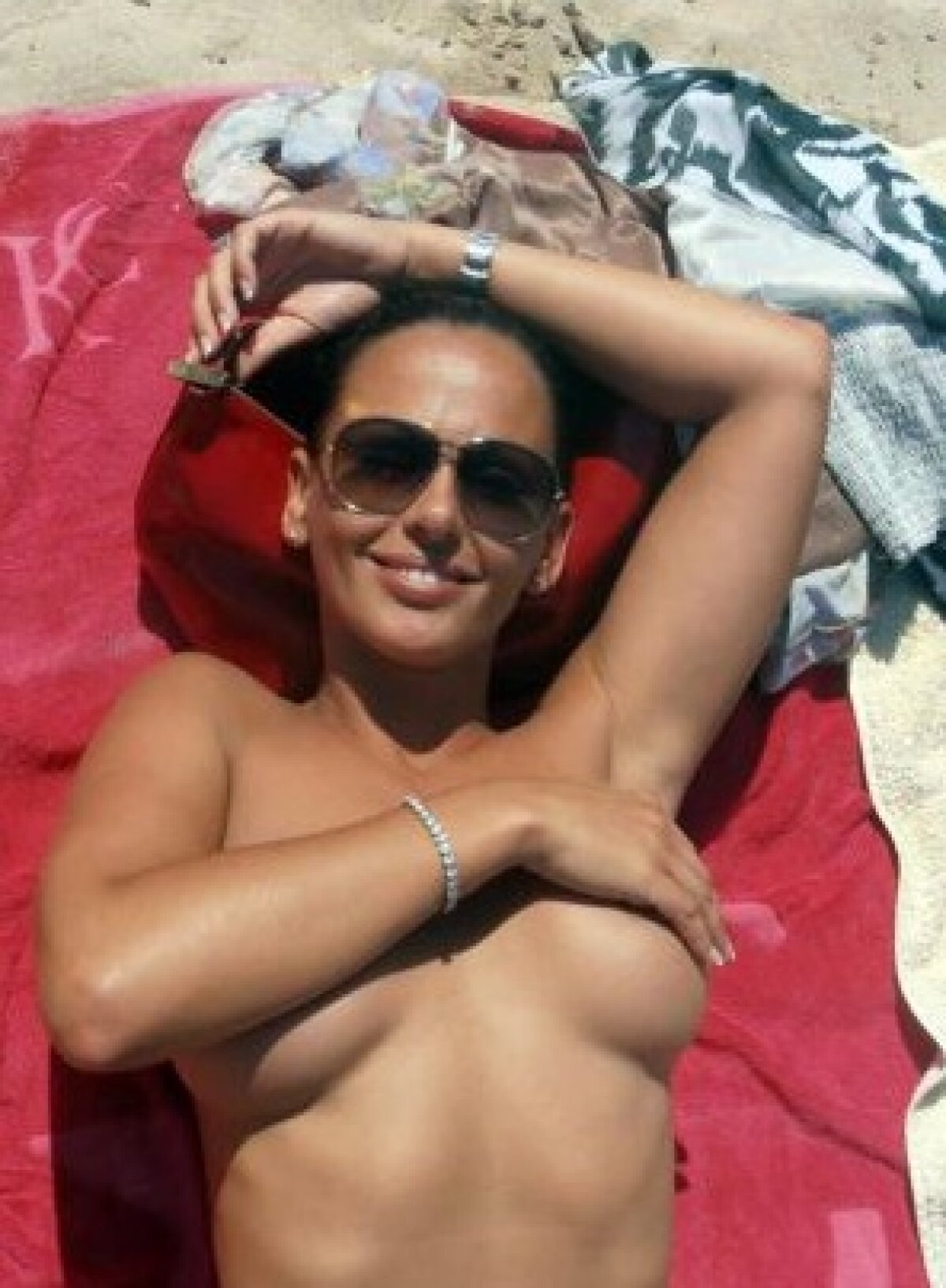 GALERIE FOTO Nereida Gallardo, fosta iubită a lui Cristiano Ronaldo, face topless în Mallorca