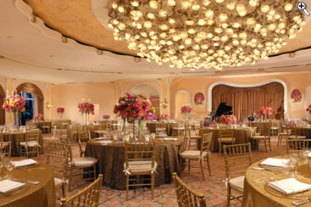 GALERIE FOTO » Acesta e "palatul" în care locuiesc Mourinho&Co. în perioada turneului din Los Angeles