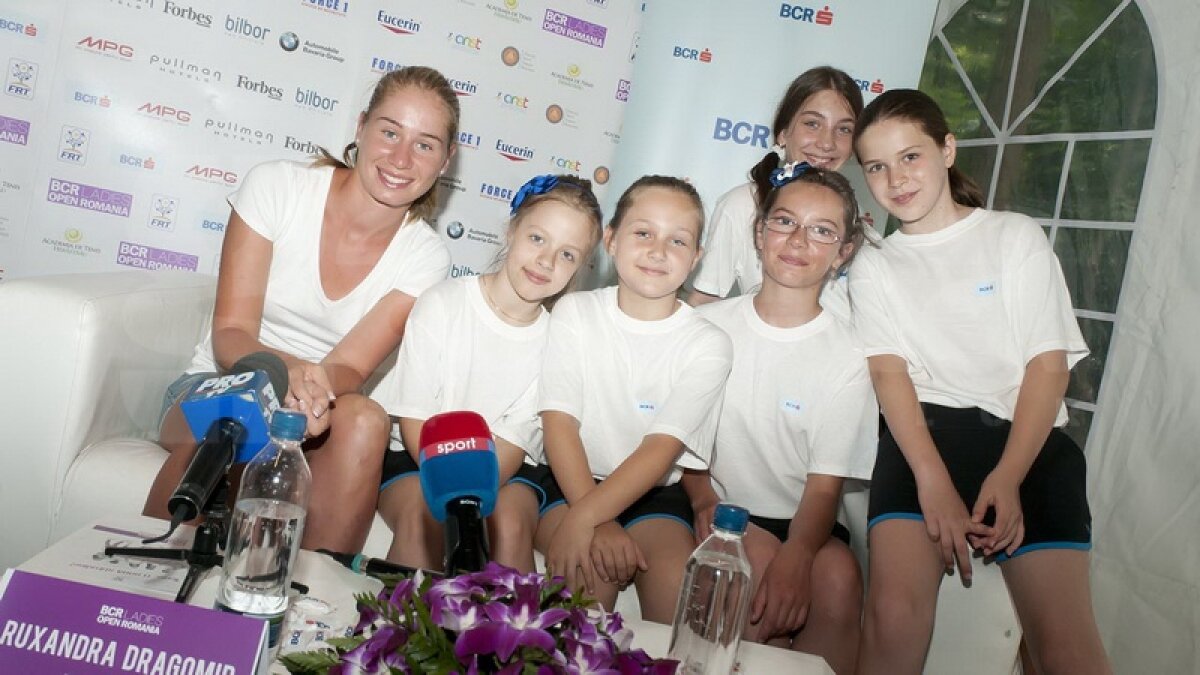 Au intrat pe ultima sută de metri pregătirile pentru turneul internaţional feminin de tenis BCR Open România