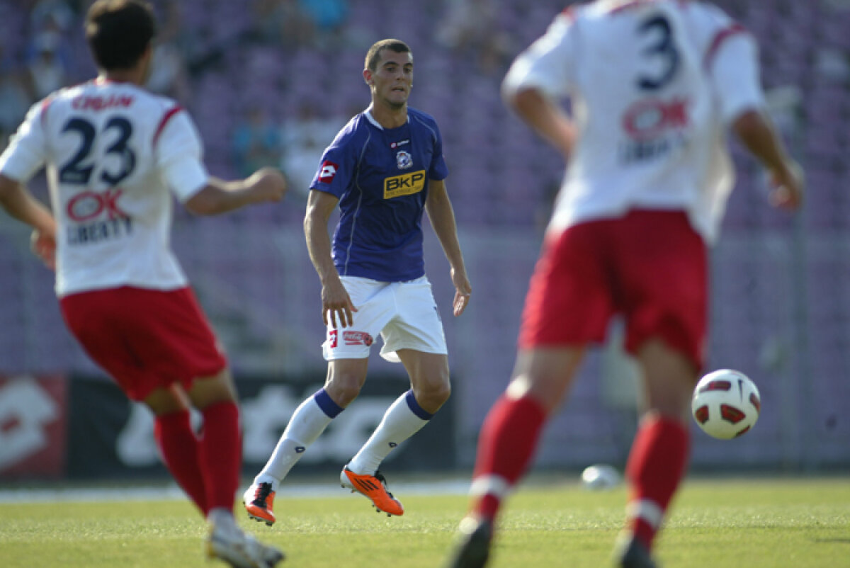 FOTO » Poli Timişoara bate FC Bihor cu golul lui Dorin Goga