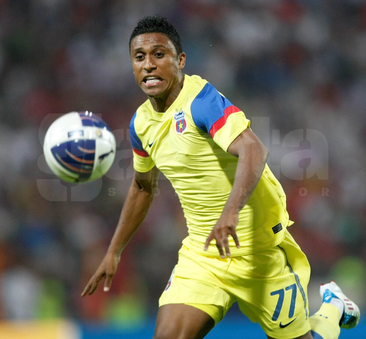 Oţelul o învinge pe Steaua şi cîştigă Supercupa României!