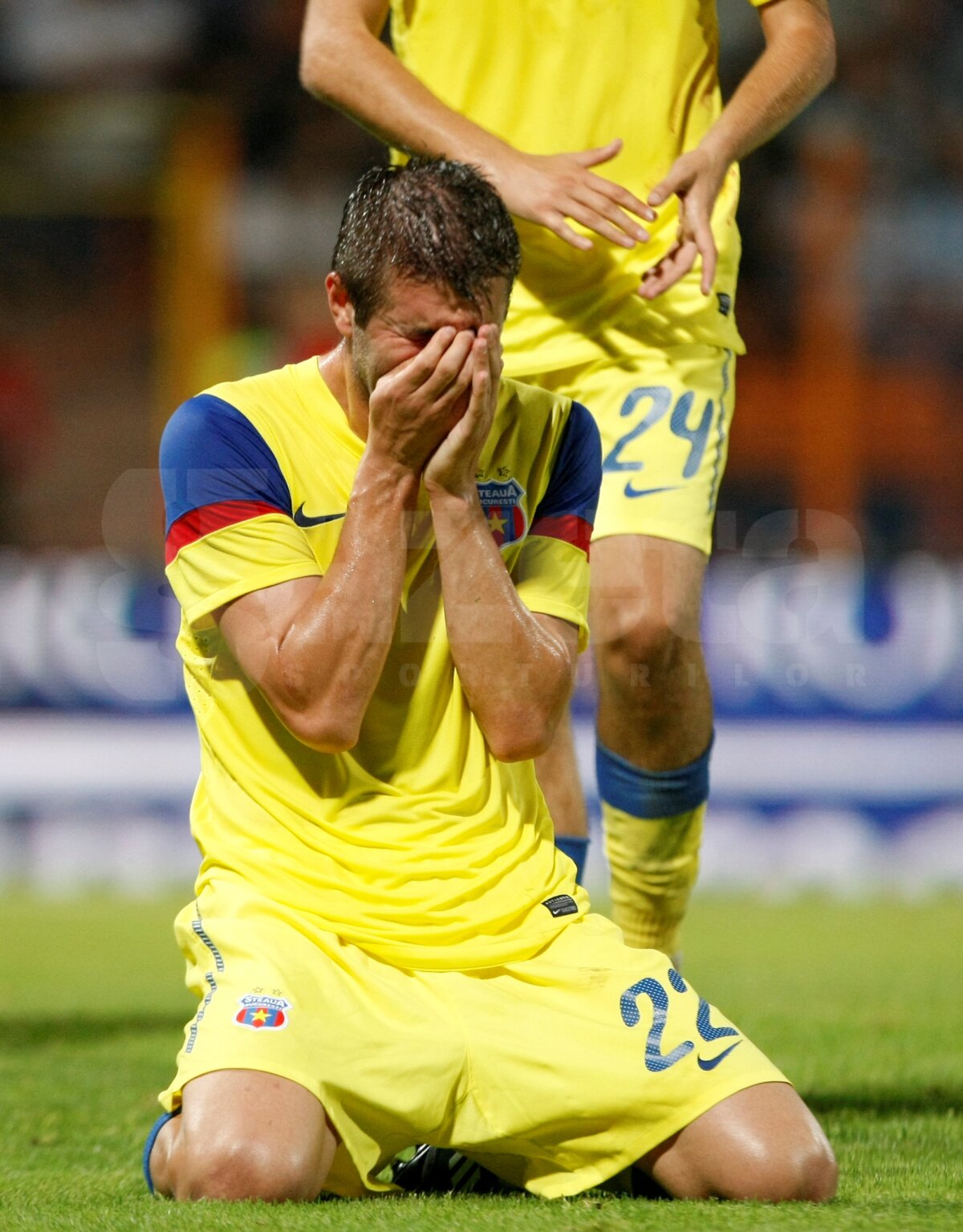 Oţelul o învinge pe Steaua şi cîştigă Supercupa României!