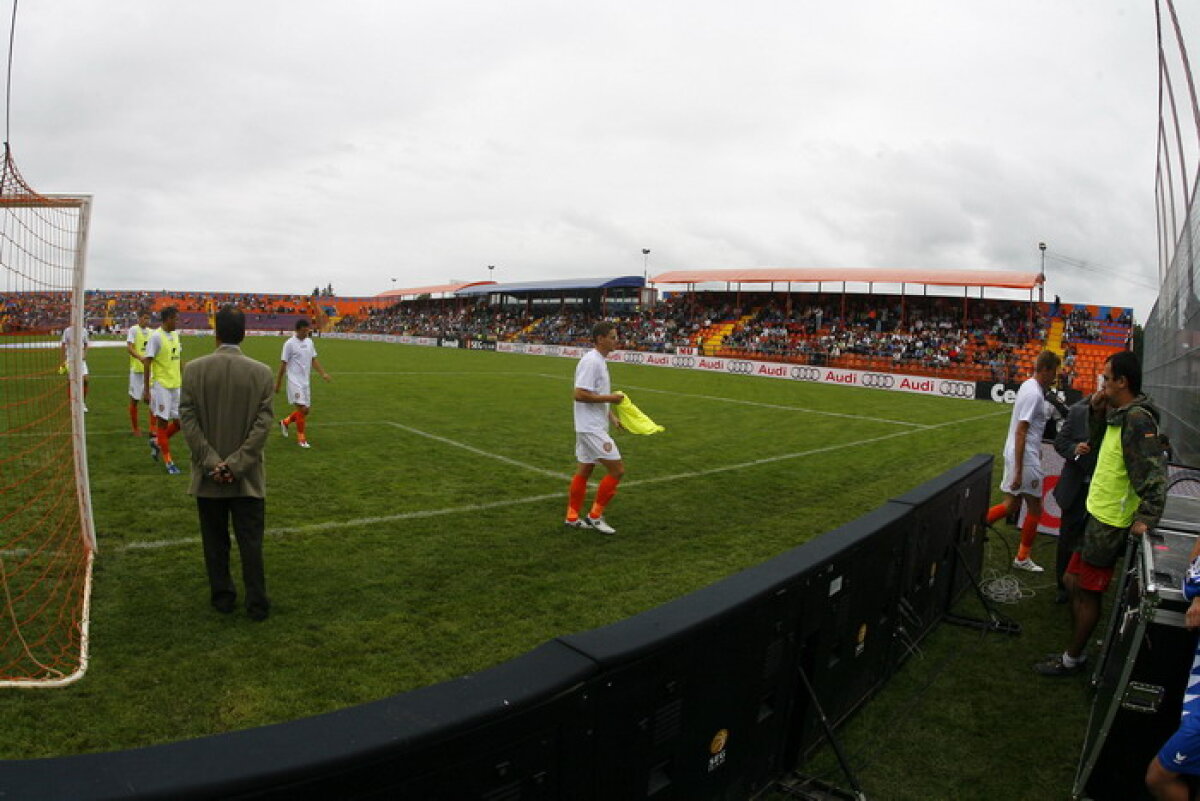 Află totul despre stadioanele Ligii 1! Imagini, curiozităţi, probleme