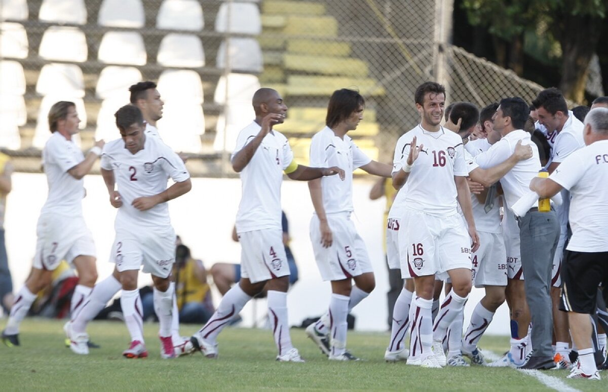 CRONICĂ Oscar în Regie ;) » Lucescu a folosit tactica perfectă pentru un debut în trombă. Rapid - Vaslui 3-0