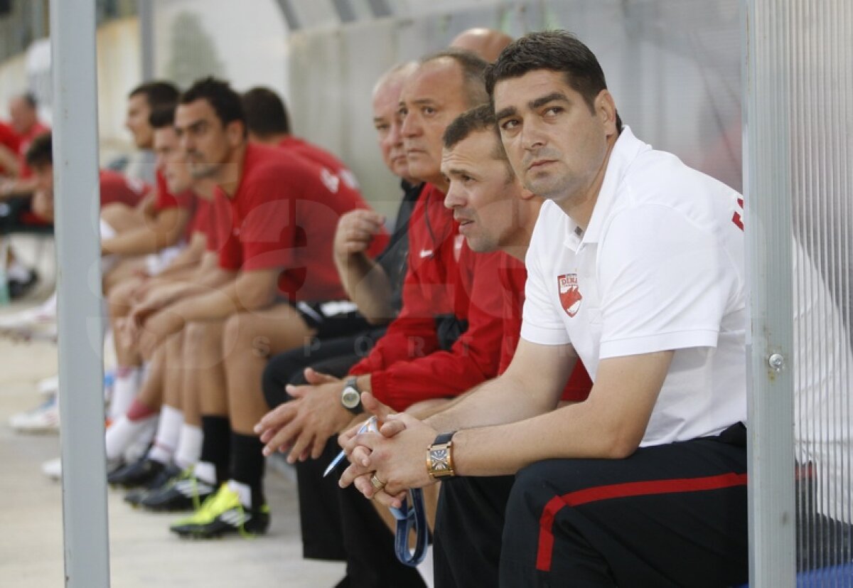 Cronica meciului Dinamo - Tg. Mureş 1-0 scrisă de Maria Andrieş » Repetiţie cu public