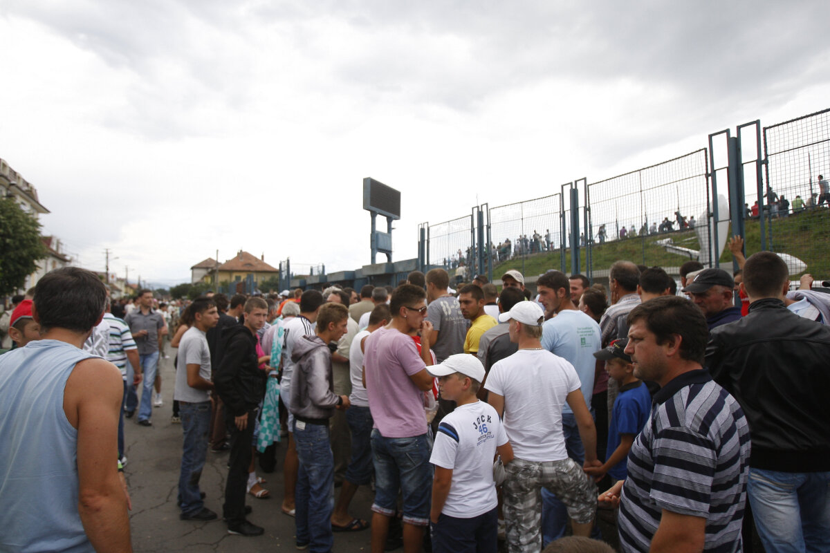 Cronica meciului Voinţa Sibiu - Steaua 1-1 » KO din prima rundă
