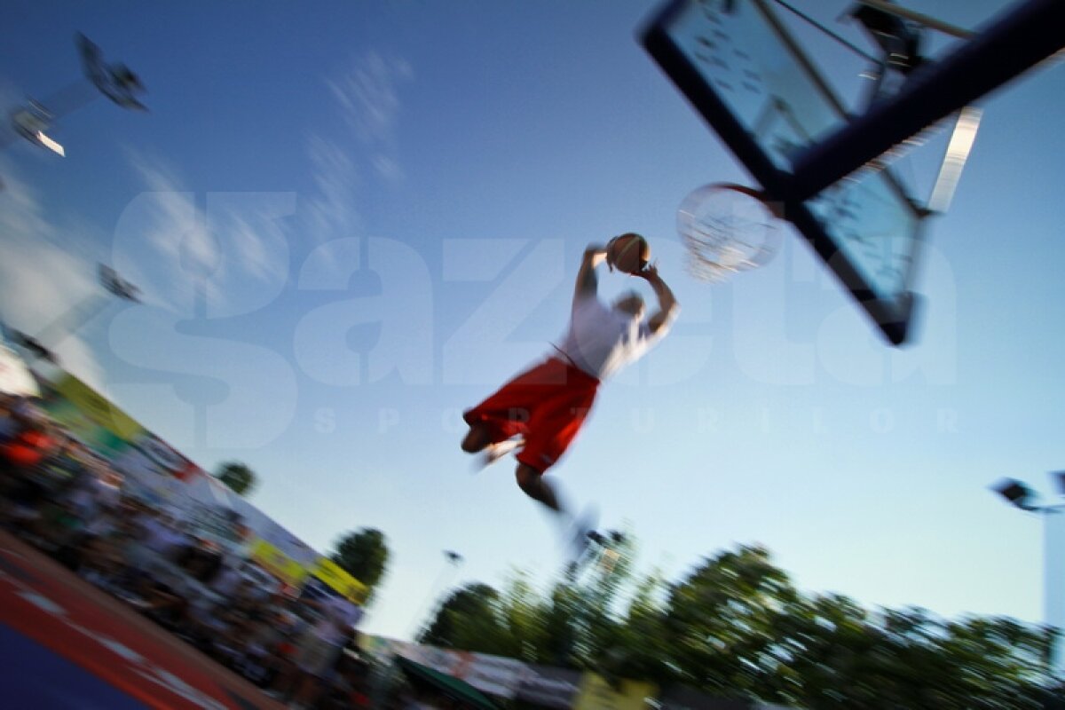Luni de la ora 15 încep înscrierile pentru Turneul 3 Sport Arena Streetball