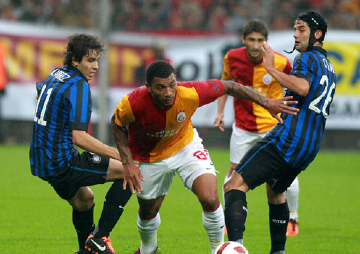 VIDEO & FOTO » Stancu şi Chivu au jucat, dar nu s-au înfruntat în Galata - Inter 0-0