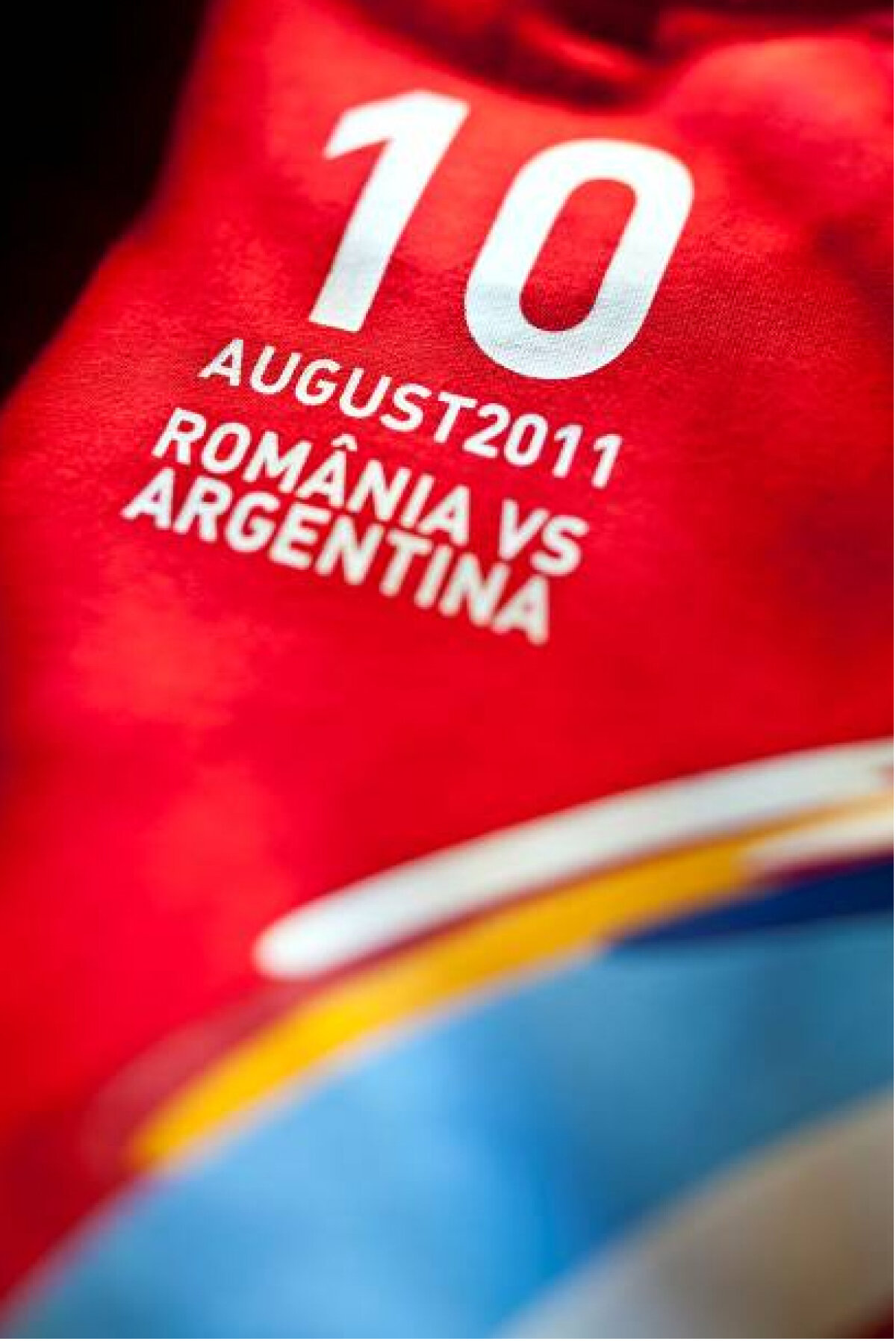 FOTO S-a lansat "tricoul suporterului" pentru meciul cu Argentina