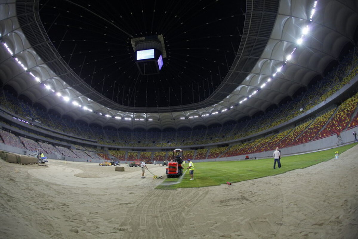 SUPERFOTO » Imagini senzaţionale cu nocturna de pe Naţional Arena
