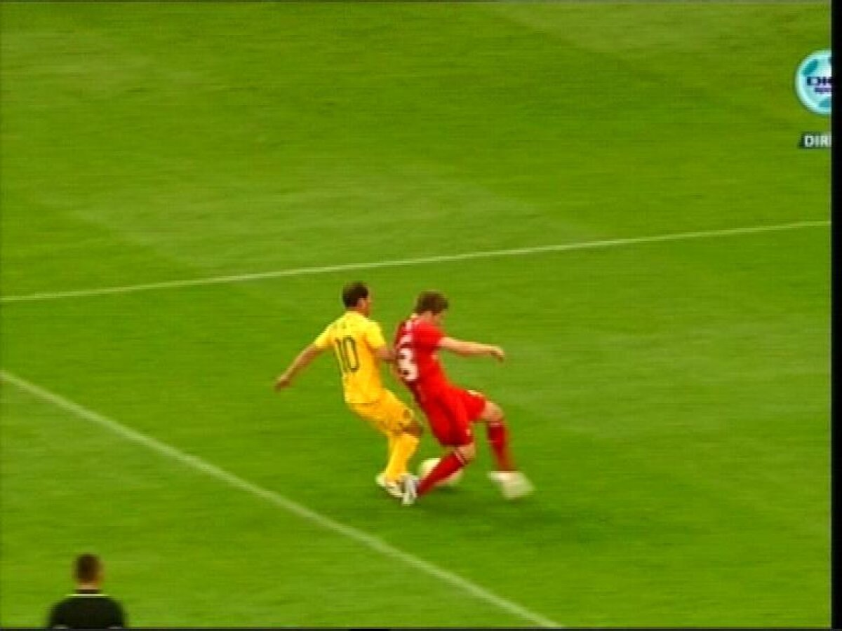 Penalty acordat uşor pentru Twente. A fost corectă decizia arbitrului?