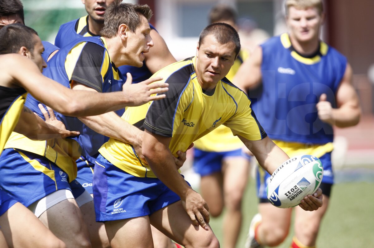 FOTO Rugbyştii naţionalei au încheiat stagiul de la Poiana Braşov. Urmează două săptămîni pe litoral