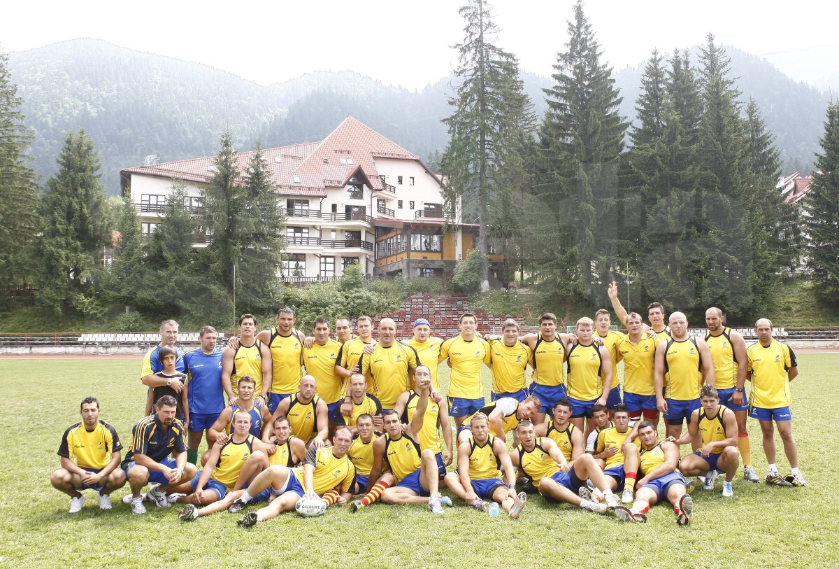 FOTO Rugbyştii naţionalei au încheiat stagiul de la Poiana Braşov. Urmează două săptămîni pe litoral